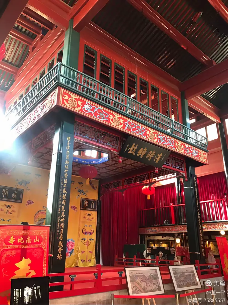 走进安徽会馆,看修葺一新大戏楼